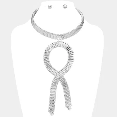 Fashnzfab Round Stone Pointed Metal Omega Chain Choker Statement Necklace In Metallic