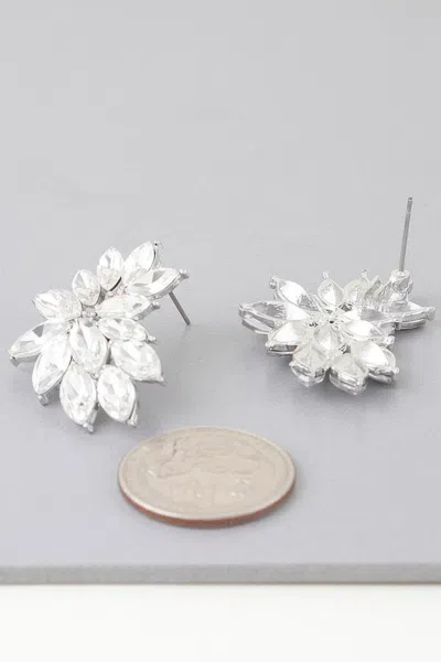 Fashnzfab Shiny Leaves Earrings In Multi