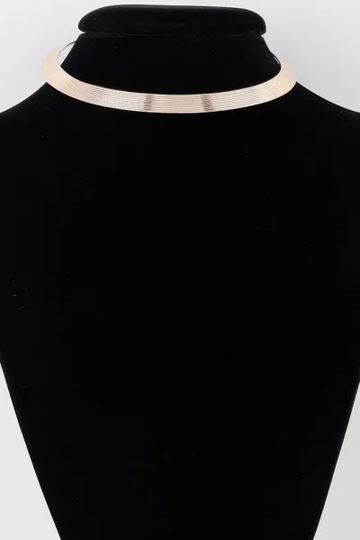 Fashnzfab Shiny Modern Choker Necklace In Gold