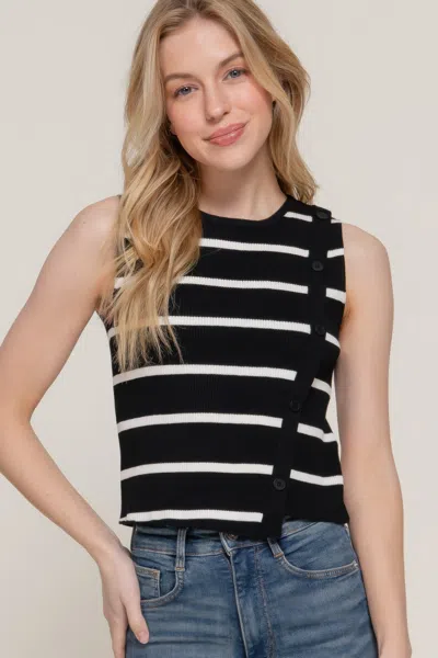 Fashnzfab Sleeveless Diagonal Shape Stripe Spring Sweater In Black