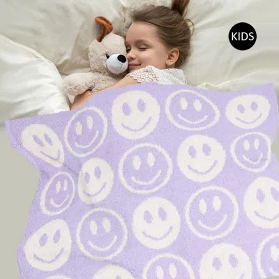 Fashnzfab Smile Patterned Reversible Kids Throw Blanket