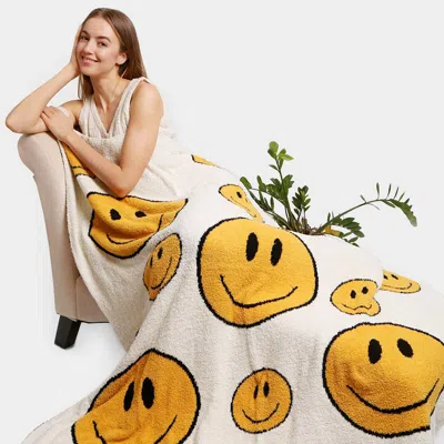 Fashnzfab Smile Patterned Throw Blanket In Yellow