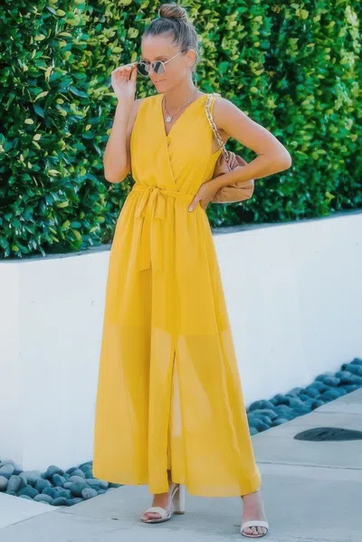 Fashnzfab Solid Cross V Neck Sleeveless Tie Waist Split Dress In Yellow