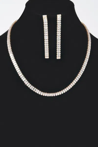 Fashnzfab Stone Necklace Set In Gold