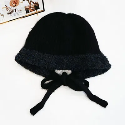 Fashnzfab Stylish Knitted Winter Bonnet Hat In Black