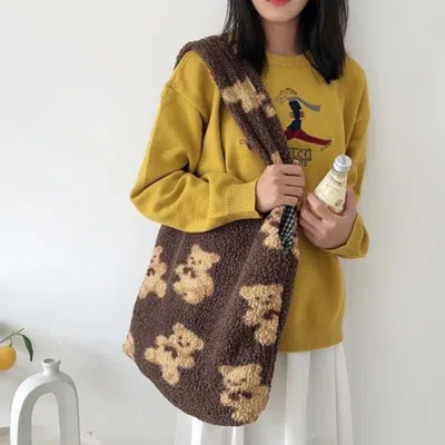 Fashnzfab Teddy Bear Tote In Brown