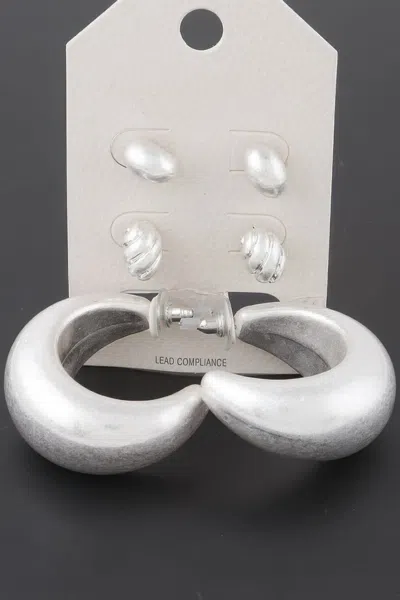 Fashnzfab Textured Seashell Earrings Set In Multi