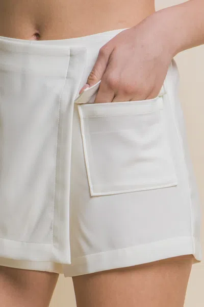 Fashnzfab Vertigo Skorts With Cargo Pockets In White