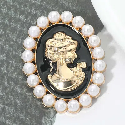 Fashnzfab Vintage Cameo Pearl Rim Pin Brooch In Brown