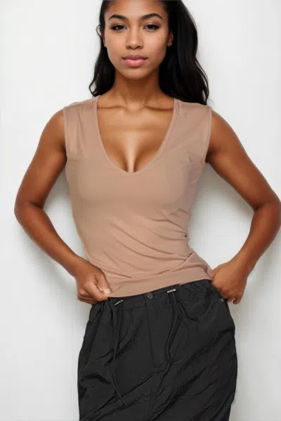 Fashnzfab Women's Ribbed V-neck Sleeveless Top In White
