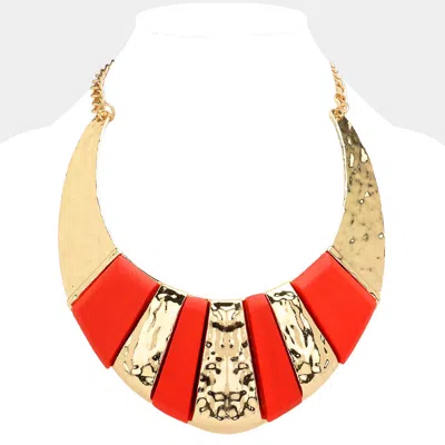 Fashnzfab Wood Pointed Hammered Metal Curved Bib Necklace In Gold