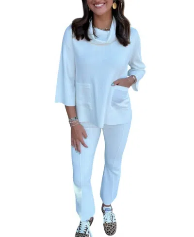 Fate Mock Knit Top And Pants Set In Cream In White