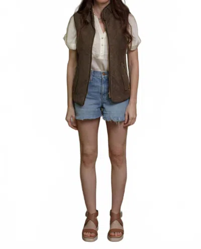 Fate Sahara Quilted Pattern Vest In Olive In Brown