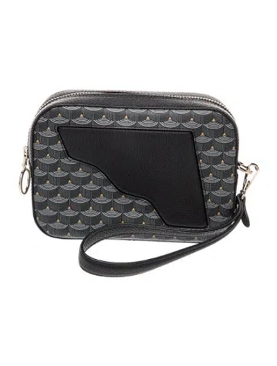 Pre-owned Fauré Le Page Leather Calibre 17 In Black