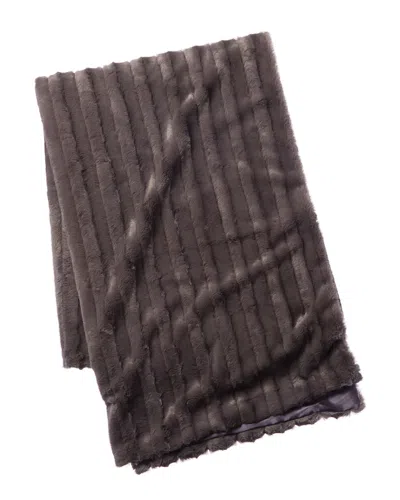 FAUX ADDICT MONTAGUE & CAPULET CUDDLE THROW