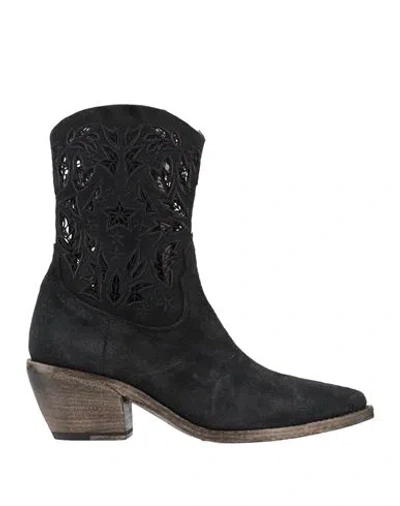 Fauzian Jeunesse Woman Ankle Boots Black Size 8 Leather