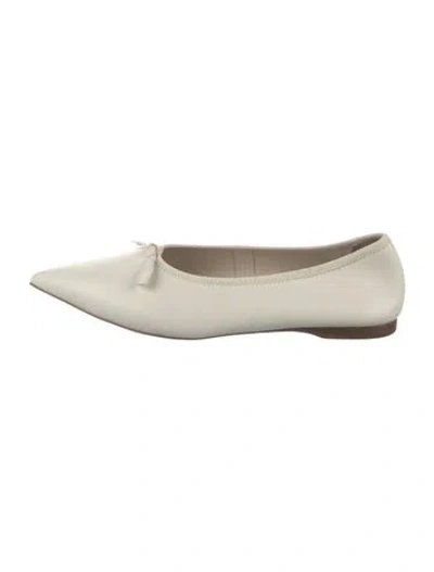 Pre-owned Favorite Daughter Leather Ballet Flats In White