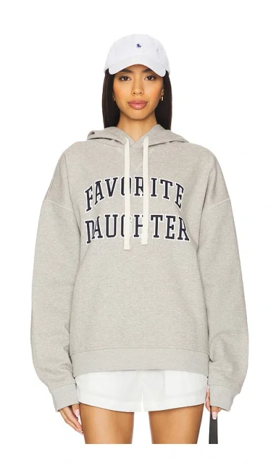 Favorite Daughter The Collegiate Hoodie In 麻灰色