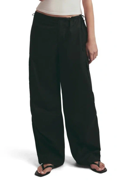 Favorite Daughter The Low Cotton Cargo Pants In Black