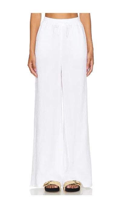 Favorite Daughter The Slip It On Pant In 화이트