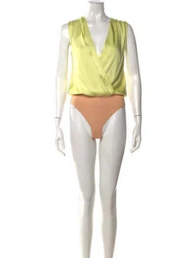 Pre-owned Favorite Daughter V-neck Sleeveless Bodysuit W/ Tags In Neutrals