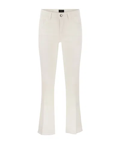 Fay Belt Loop With Jeans In White