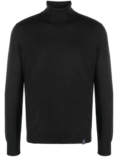 Fay Cozy 100% Wool Sweater In Black