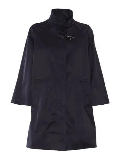 Fay Raglan Sleeve Cape In Blue