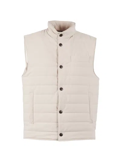 Fay Quilted Travel Vest In Neutral
