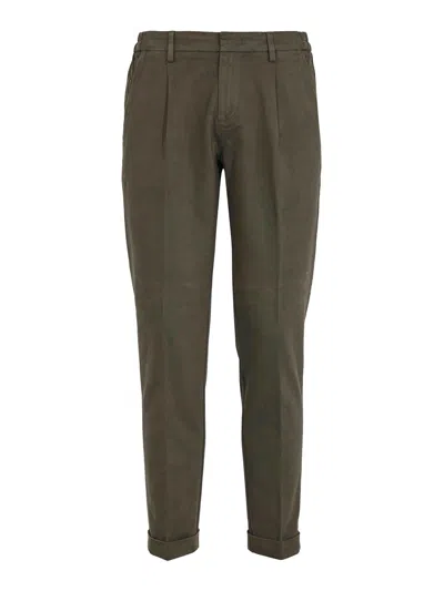 Fay Slim Capri Pants In Cotton Gabardine In Green