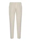 Fay Slim Capri Pants In Cotton Gabardine In White