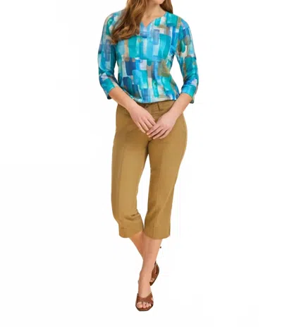 Fdj Christina Pintuck Capri Pants In Henna In Brown