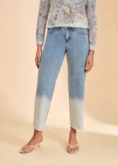 Fdj Christina Wide Ankle Length Jeans In Light Blue