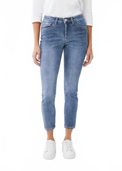 Fdj Olivia Slim Ankle Jeans In Medium Wash In Blue