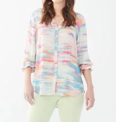 Fdj Starla Slit Detail Three Quarter Sleeve Crepe Shirt In Pink Multi