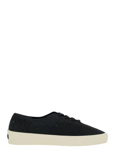 FEAR OF GOD BLACK LOW TOP SNEAKERS WITH LOGO PATCH ON THE REAR IN SUEDE MAN