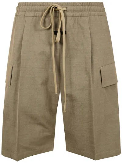 Fear Of God Utility Cargo Pocket Elastic Waist Shorts In Brown