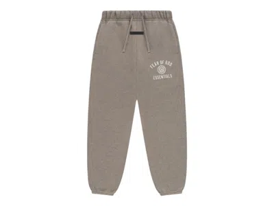 Pre-owned Fear Of God Essentials Kids Fleece Essential Sweatpant (fw24) In Heather Gray