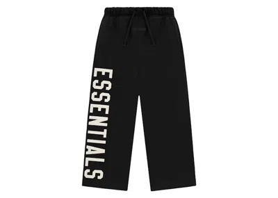 Pre-owned Fear Of God Essentials Kids Fleece Relaxed Sweatpant In Black