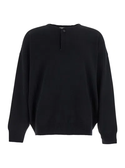 FEAR OF GOD 'HENLEY' BLACK CREWNECK SWEATER WITH LOGO PATCH ON THE REAR IN WOOL MAN