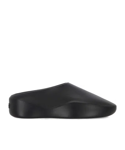 FEAR OF GOD FEAR OF GOD LOGO PATCH SLIP-ON RUNNER SNEAKERS