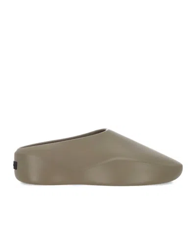 FEAR OF GOD FEAR OF GOD LOGO PATCH SLIP-ON RUNNER SNEAKERS