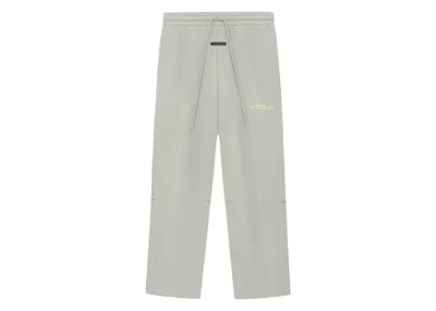Pre-owned Fear Of God Men's  Athletics Relaxed Trouser In Sesame