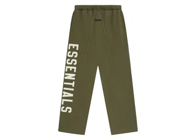 Pre-owned Fear Of God Men's  Essentials Fleece Relaxed Sweatpant In Military