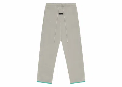 Pre-owned Fear Of God Men's  Essentials Polar Fleece Pant In Seal In Gray