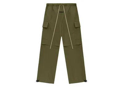 Pre-owned Fear Of God Men's  Essentials Textured Nylon Field Pant In Military