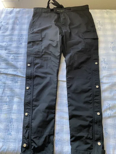 Pre-owned Fear Of God Sixth Collection Snap Cargo Pants Small In Black