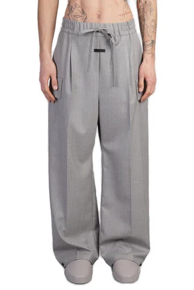 Fear Of God Wide Leg Cargo Pants In Grey