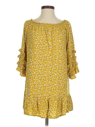 Pre-owned Feathers 3/4 Sleeve Blouse In Yellow