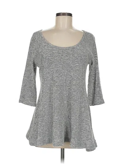 Pre-owned Feathers 3/4 Sleeve Top Gray Scoop Neck Tops